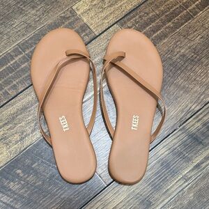 TKEES Women's Brown Strappy Sandals